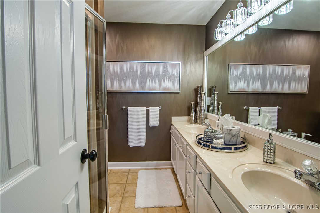 The Evergreens On The Lake - Residential