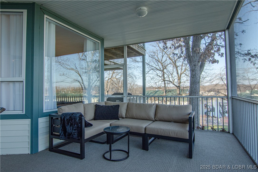 The Evergreens On The Lake - Residential