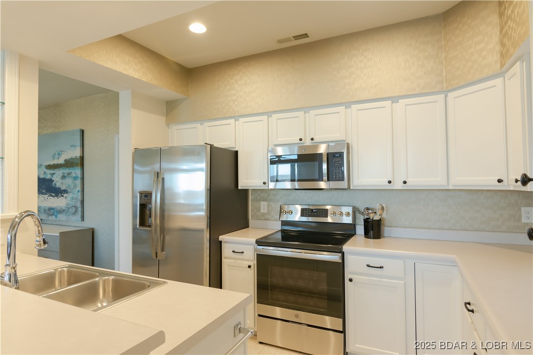 The Evergreens On The Lake - Residential