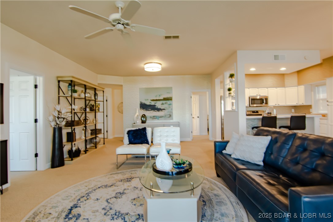 The Evergreens On The Lake - Residential