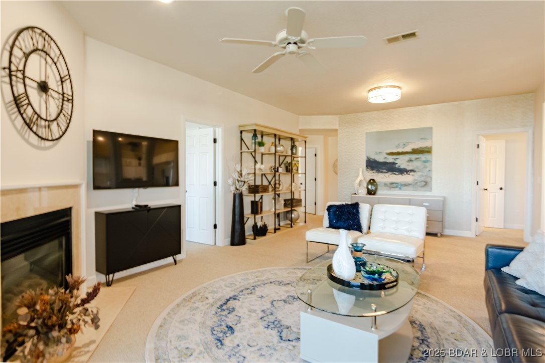 The Evergreens On The Lake - Residential