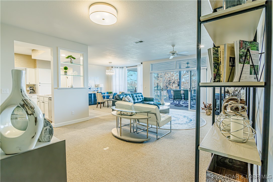 The Evergreens On The Lake - Residential