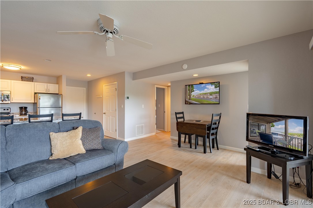 Indian Pointe Condominium - Residential