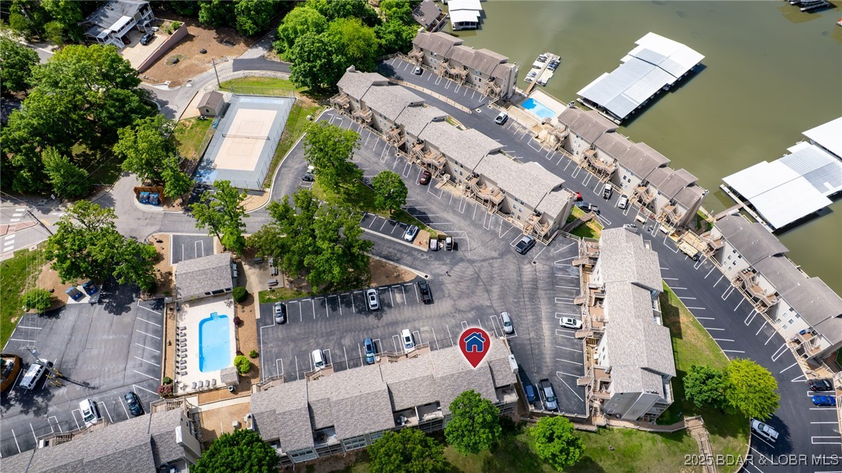 Indian Pointe Condominium - Residential