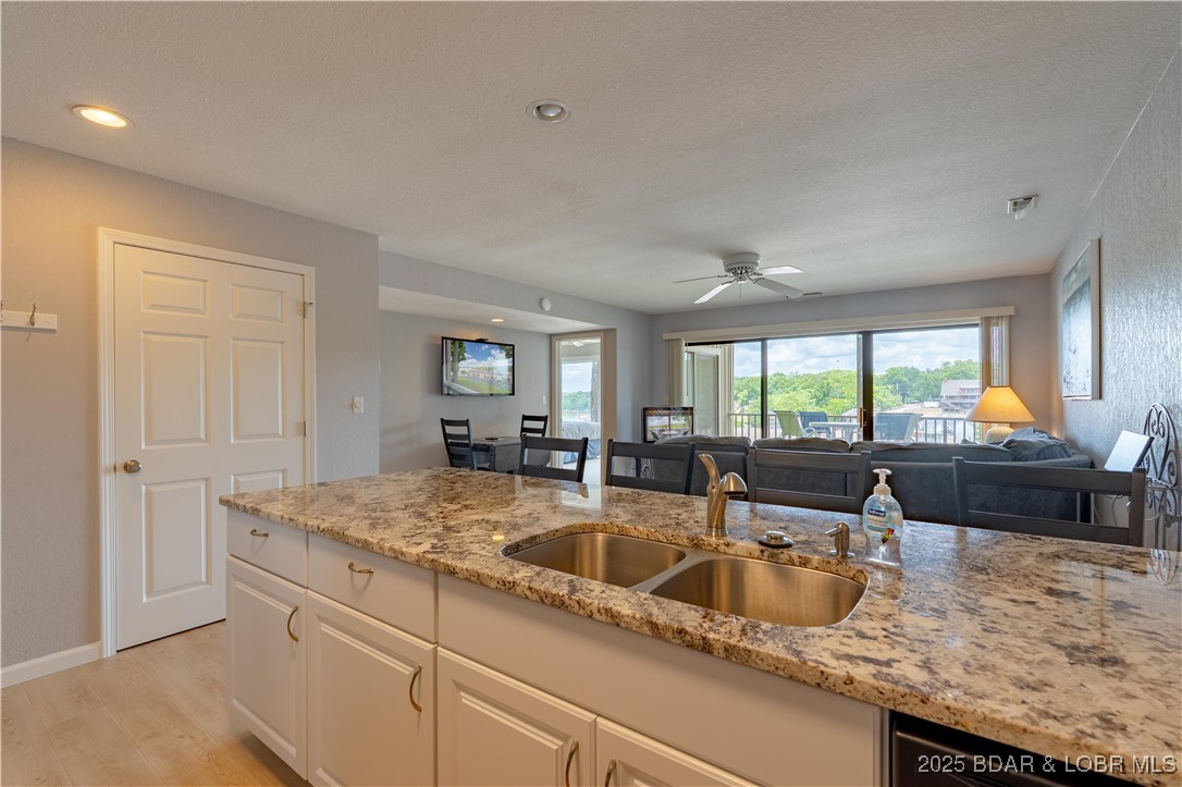 Indian Pointe Condominium - Residential