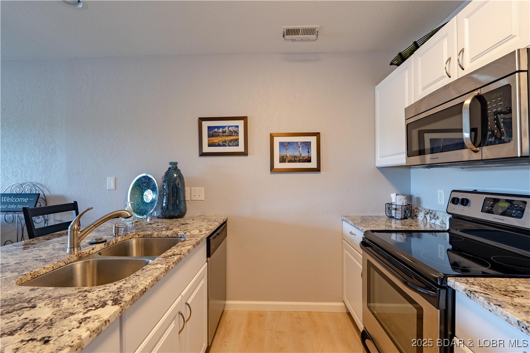 Indian Pointe Condominium - Residential