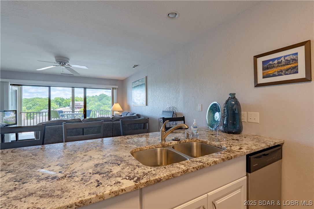 Indian Pointe Condominium - Residential