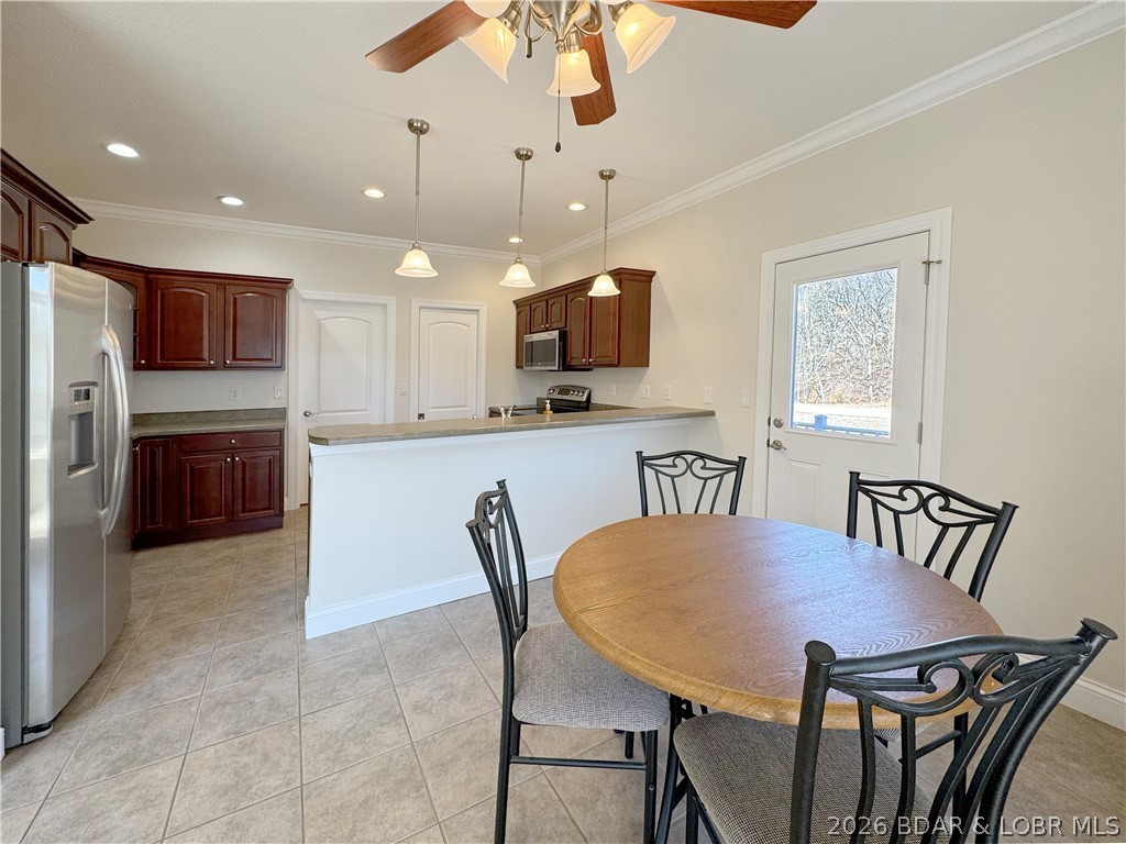 Ledge Stone Estates - Residential