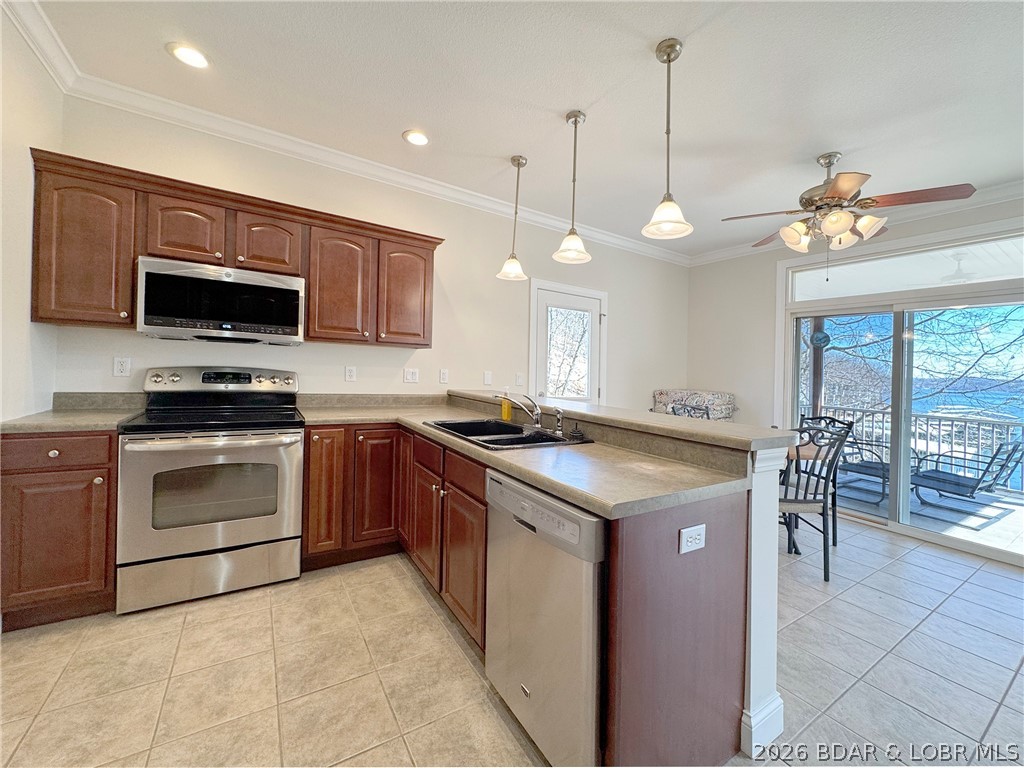 Ledge Stone Estates - Residential