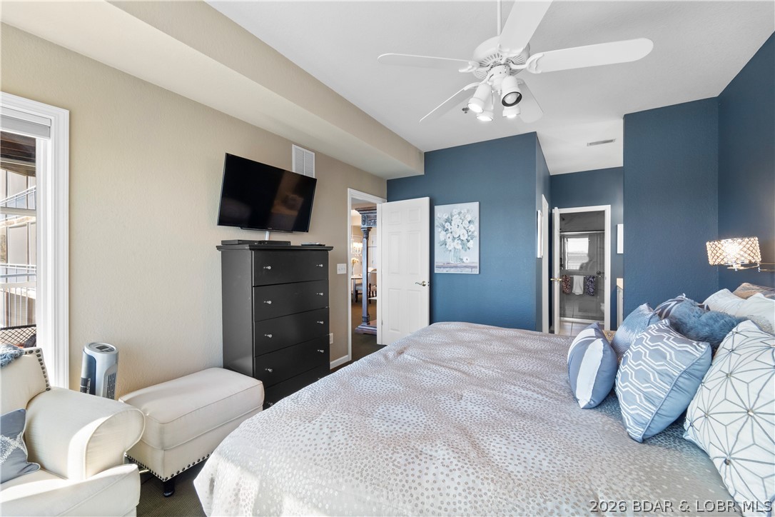 Palisades Condominium - Residential