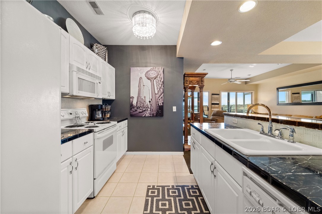 Palisades Condominium - Residential