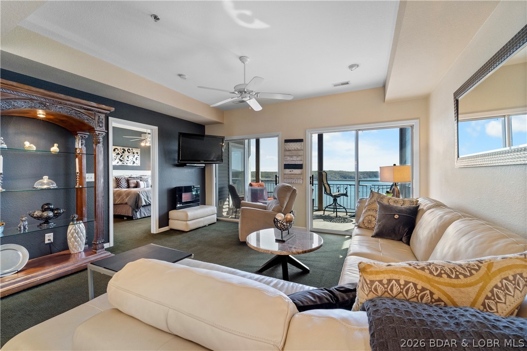 Palisades Condominium - Residential