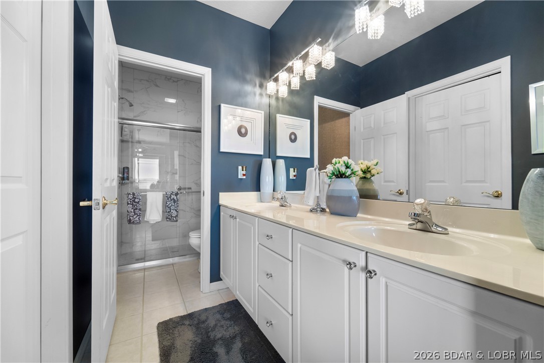 Palisades Condominium - Residential