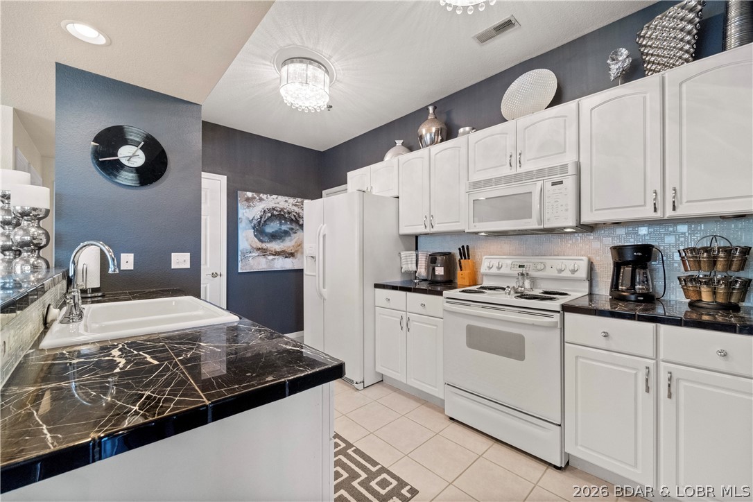 Palisades Condominium - Residential