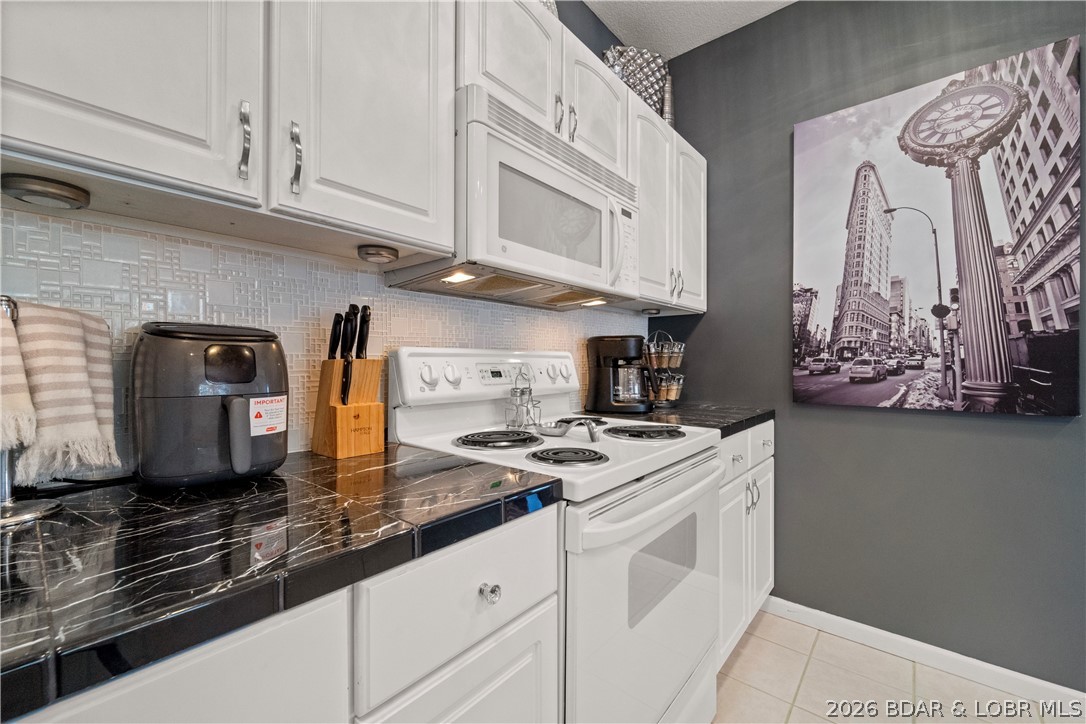 Palisades Condominium - Residential