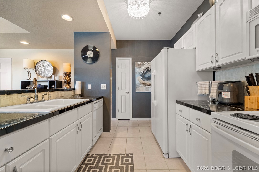 Palisades Condominium - Residential