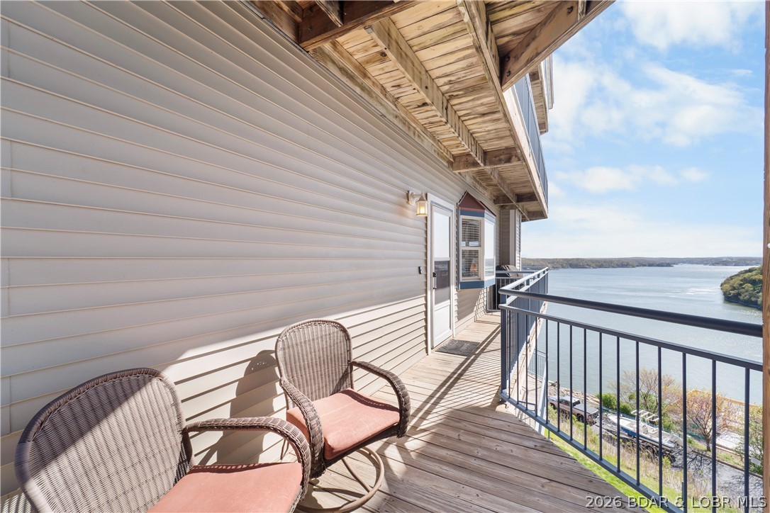 Palisades Condominium - Residential