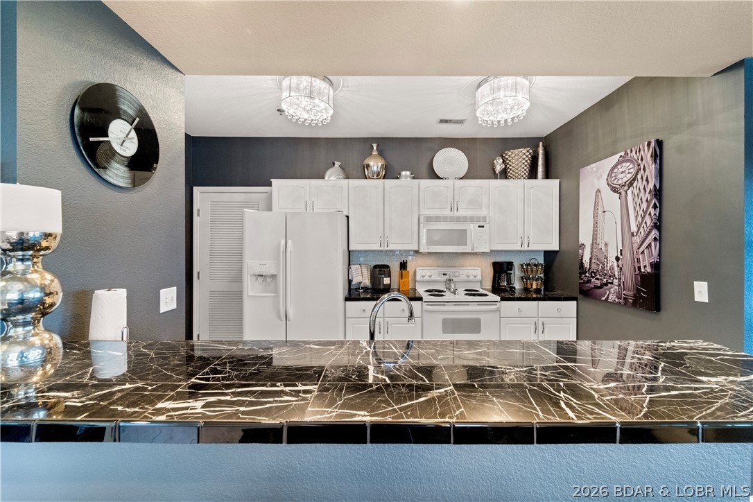 Palisades Condominium - Residential