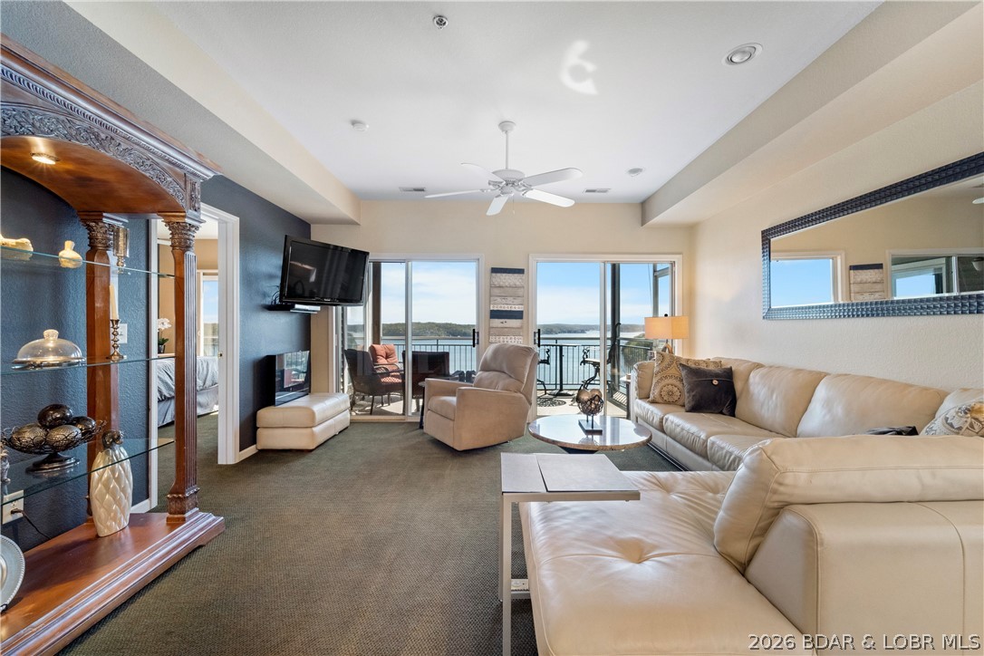 Palisades Condominium - Residential