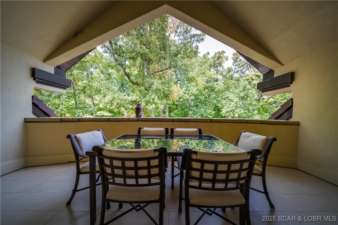 Lake Ozark, Missouri 65049, United States, 5 Bedrooms Bedrooms, ,6 BathroomsBathrooms,Residential,Active,220503