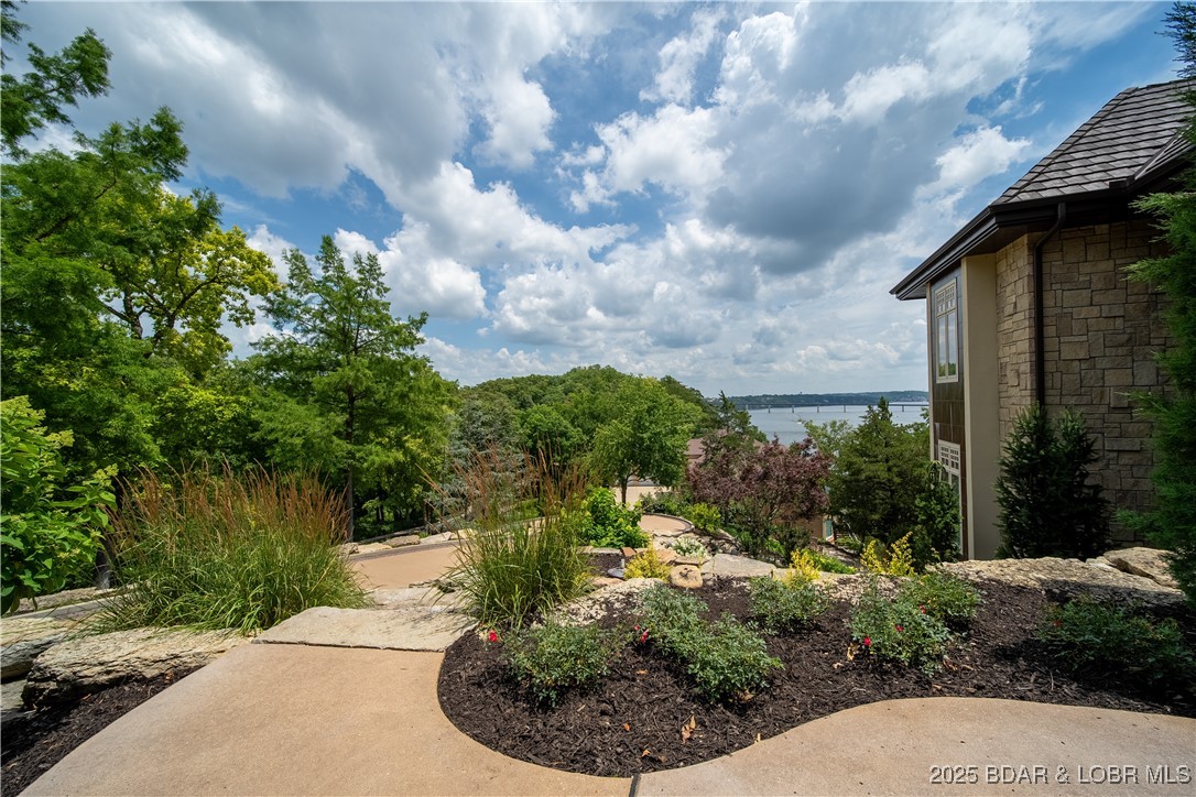Lake Ozark, Missouri 65049, United States, 5 Bedrooms Bedrooms, ,6 BathroomsBathrooms,Residential,Active,220503