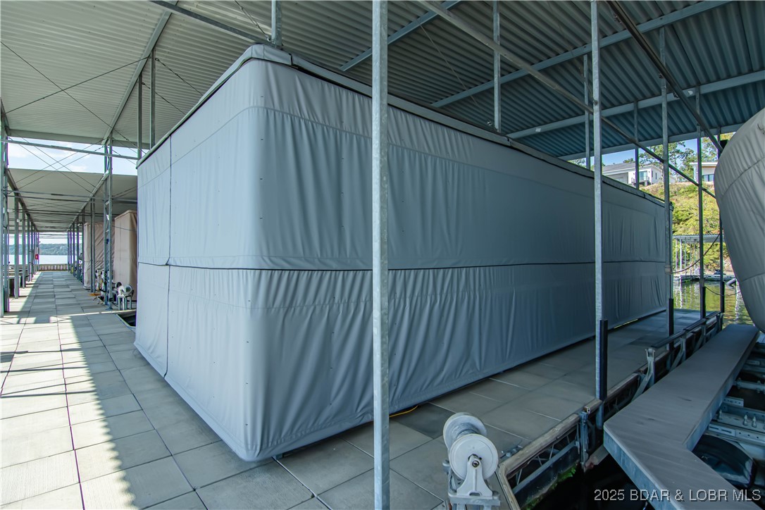 Lake Ozark, Missouri 65049, United States, 5 Bedrooms Bedrooms, ,6 BathroomsBathrooms,Residential,Active,220503