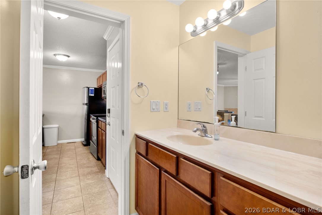 Hawks Nest Lodge Condominium - Residential