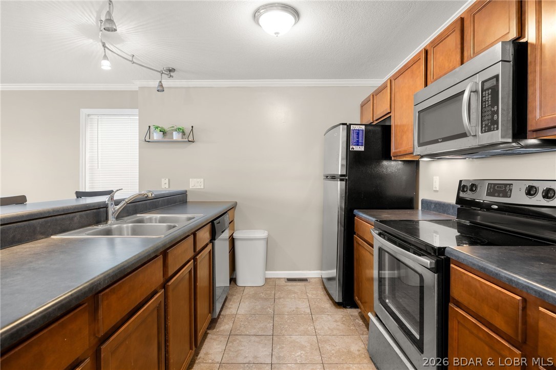 Hawks Nest Lodge Condominium - Residential