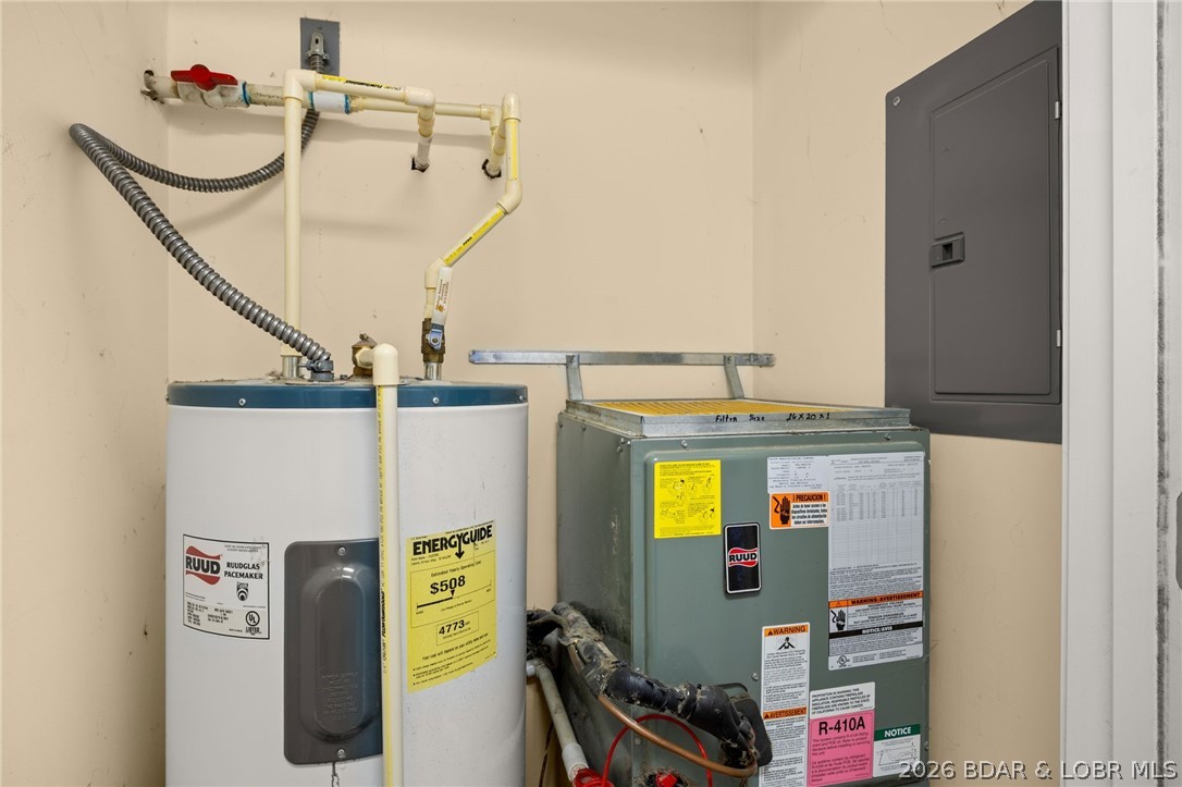 Hawks Nest Lodge Condominium - Residential