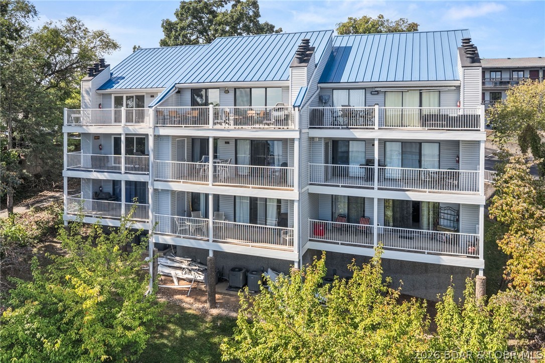 Hawks Nest Lodge Condominium - Residential