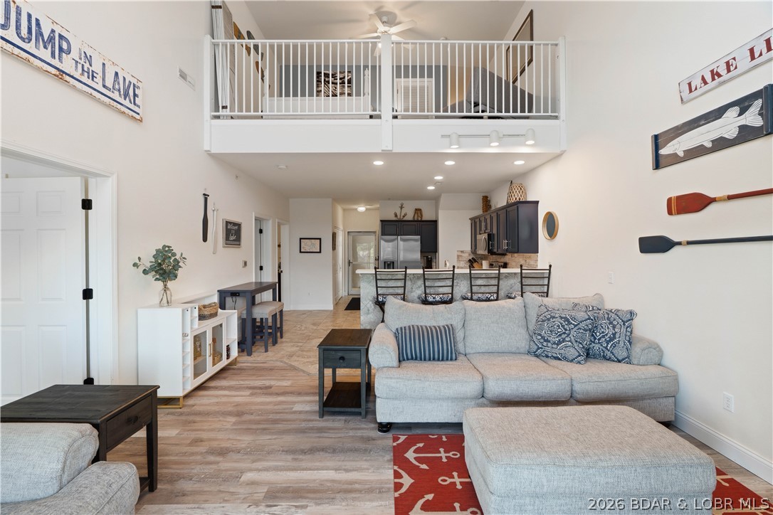 Lochhaven Condominium Subdiv - Residential