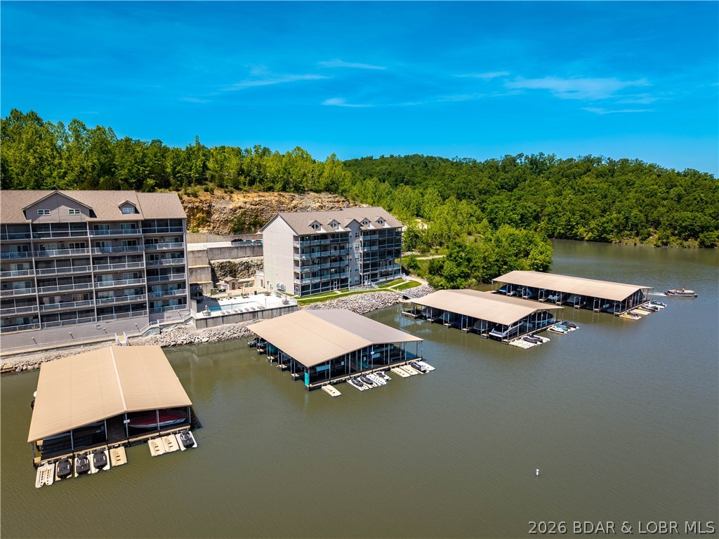 Lochhaven Condominium Subdiv - Residential