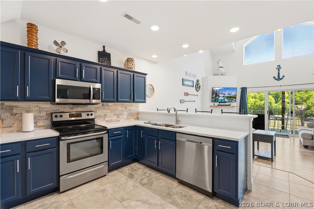 Lochhaven Condominium Subdiv - Residential