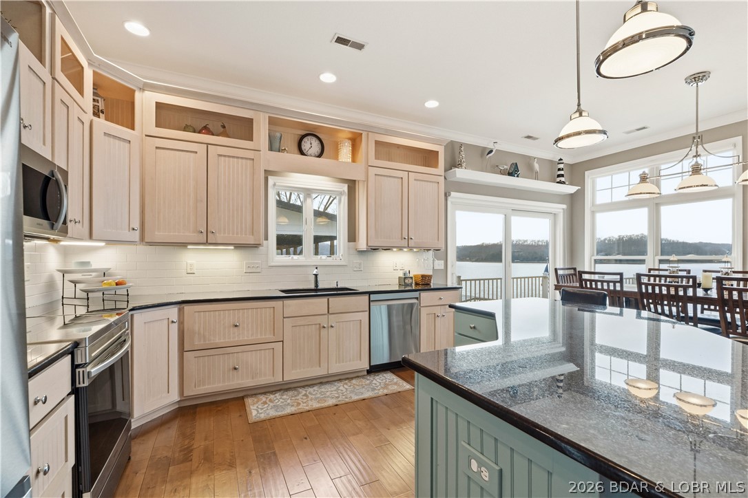 Greens Point - Residential