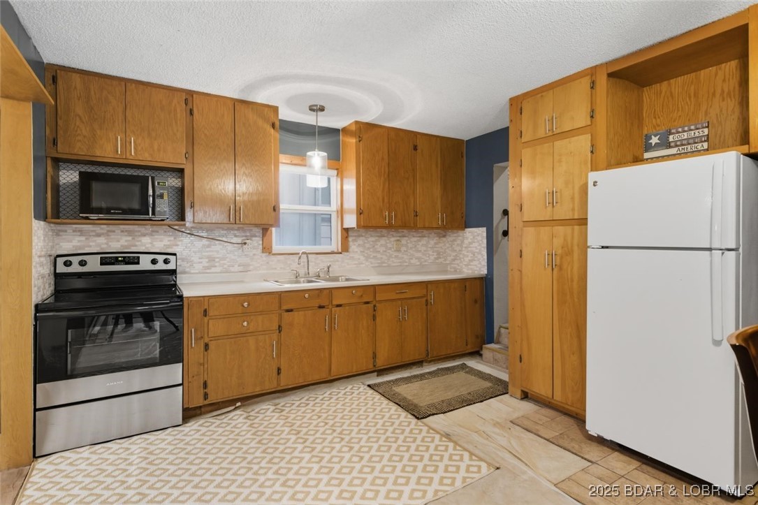 Long Acres - Residential