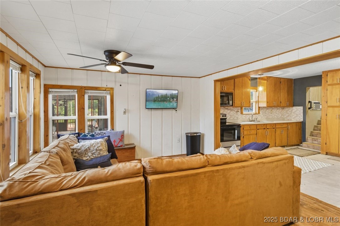 Long Acres - Residential