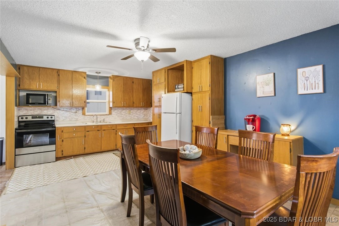 Long Acres - Residential