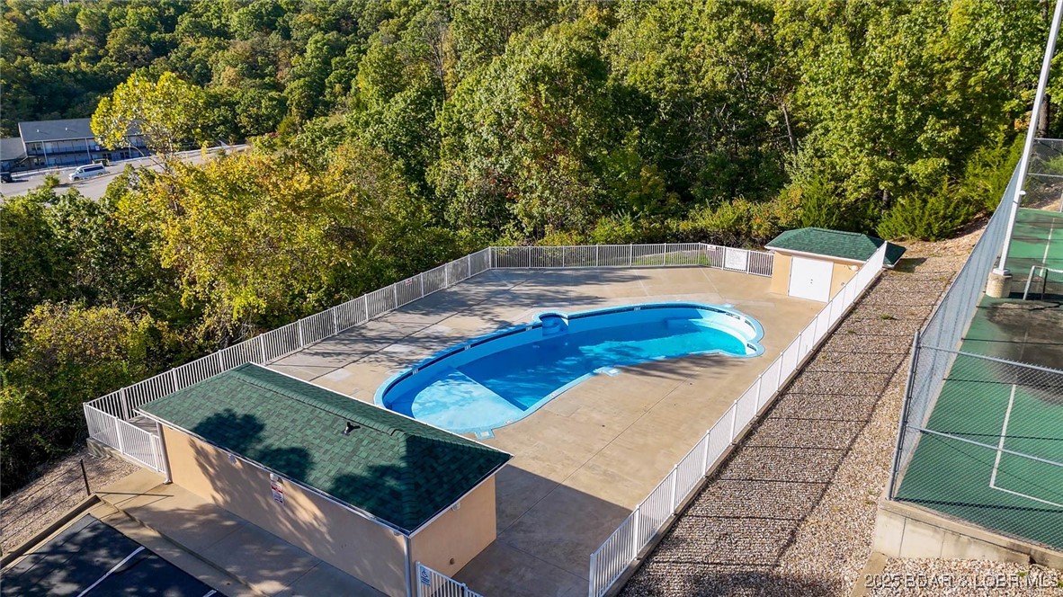 Emerald Bay Condominium - Residential