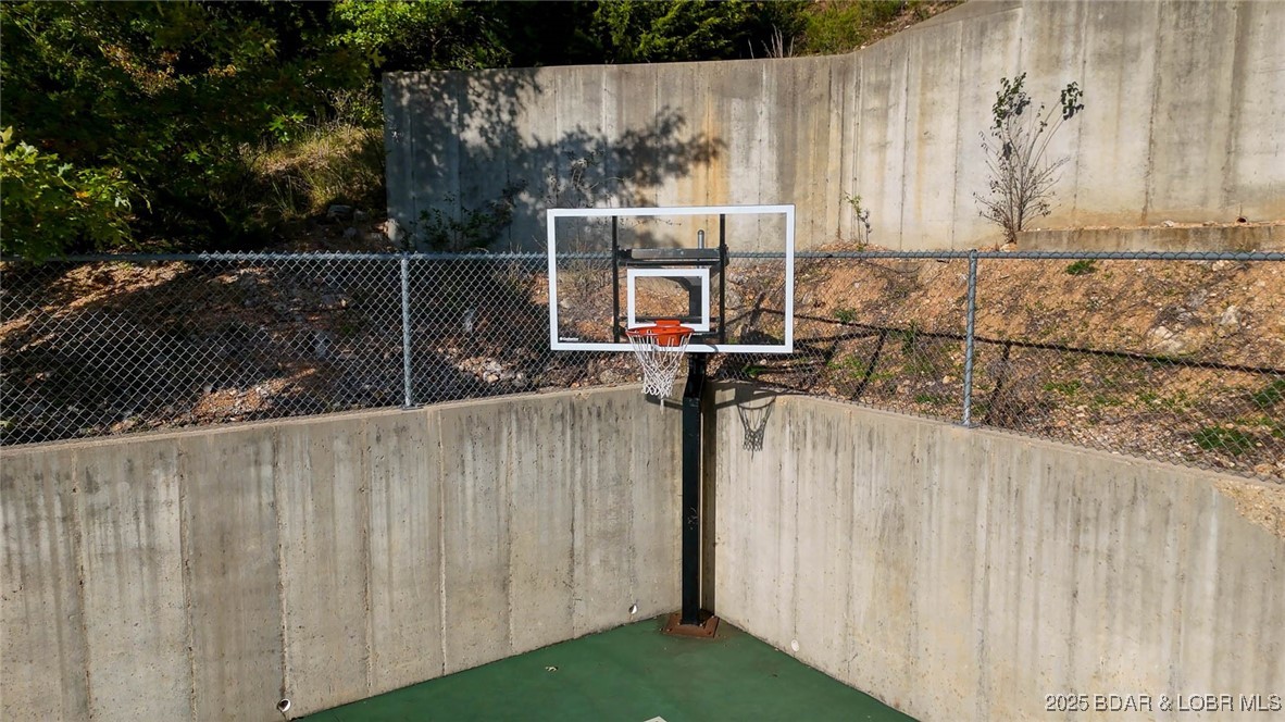 Emerald Bay Condominium - Residential