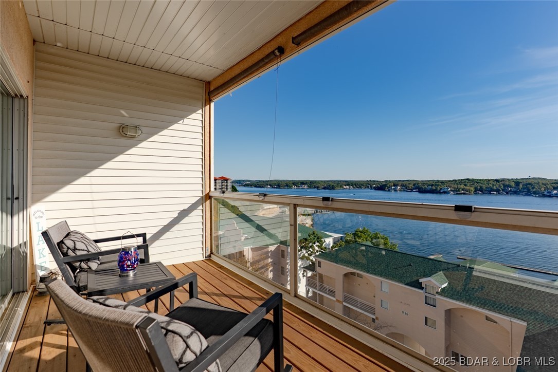 Emerald Bay Condominium - Residential