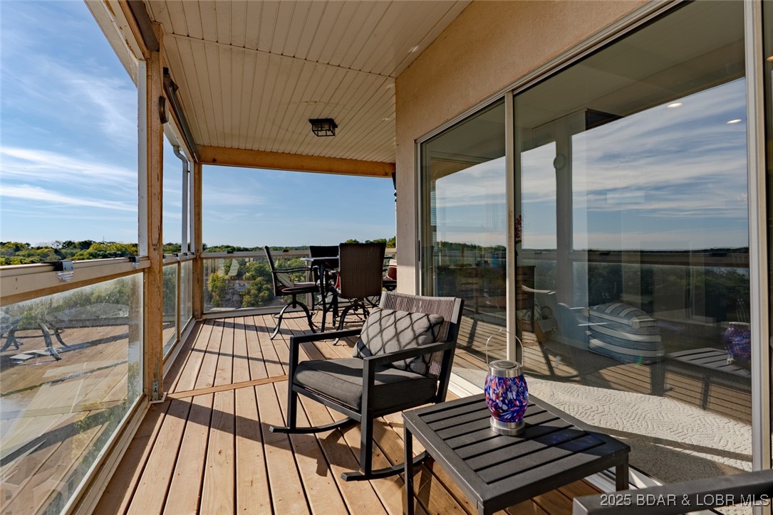 Emerald Bay Condominium - Residential