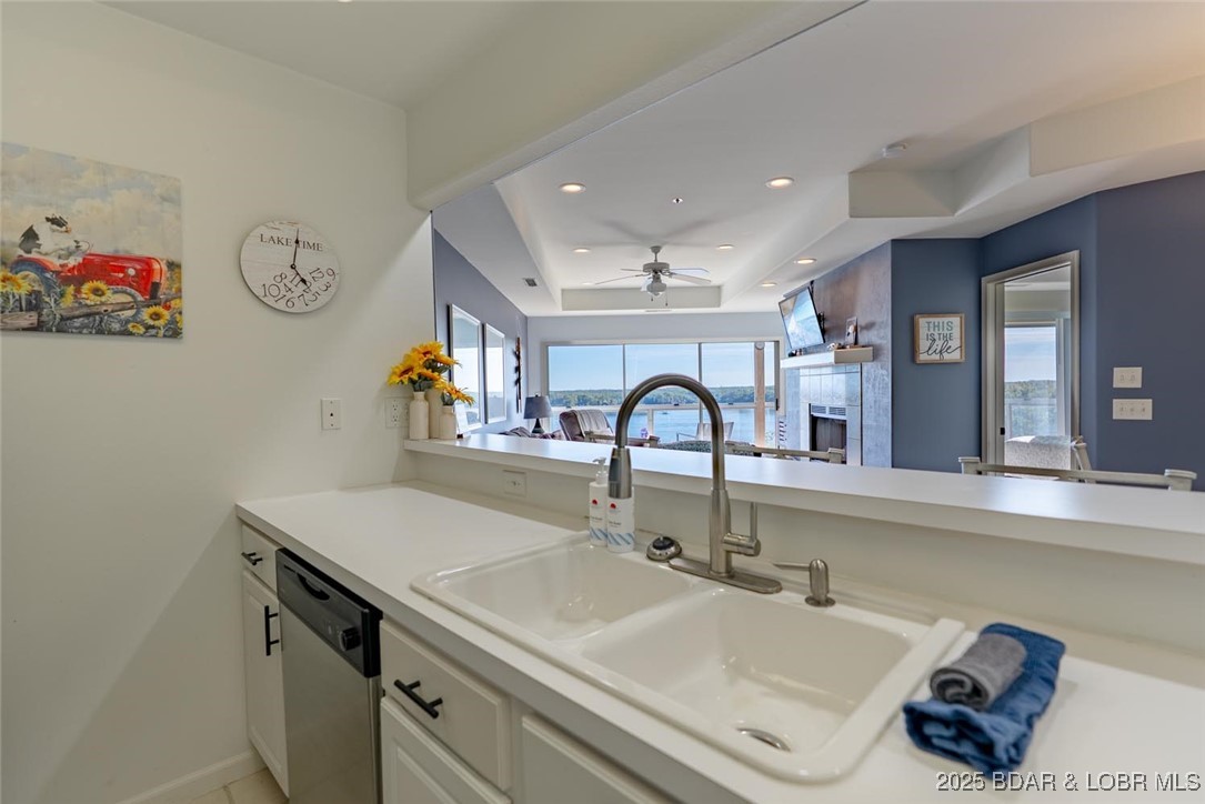 Emerald Bay Condominium - Residential