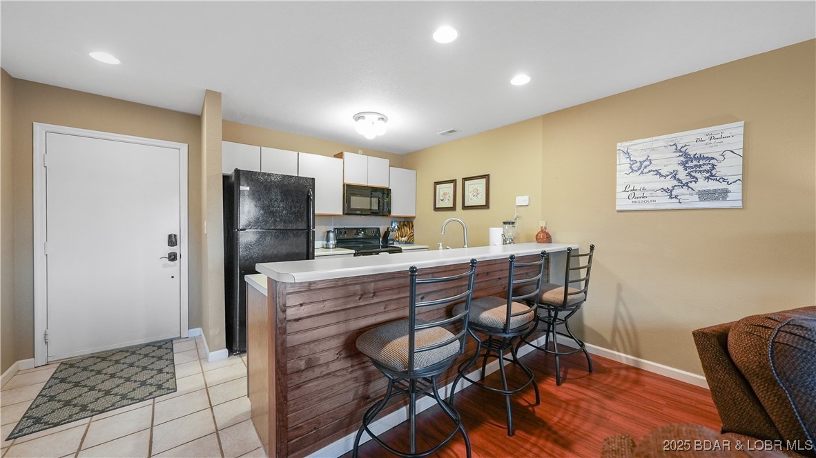 Indian Pointe Condominium - Residential