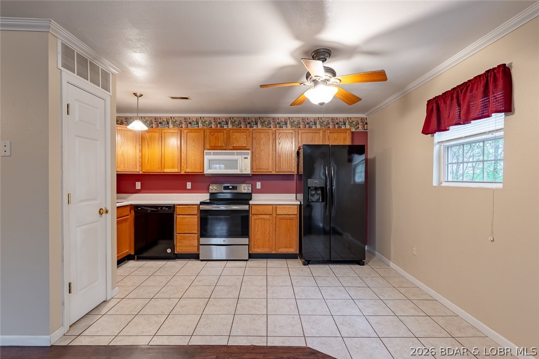 Cambridge Lake Estates - Residential