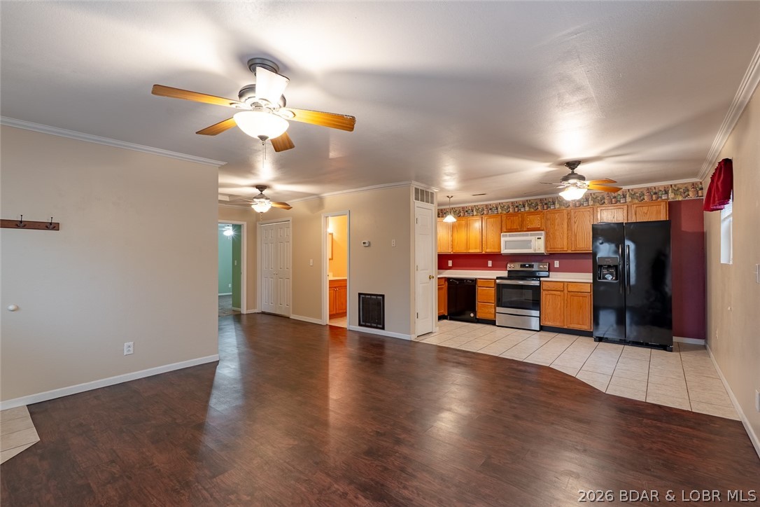 Cambridge Lake Estates - Residential
