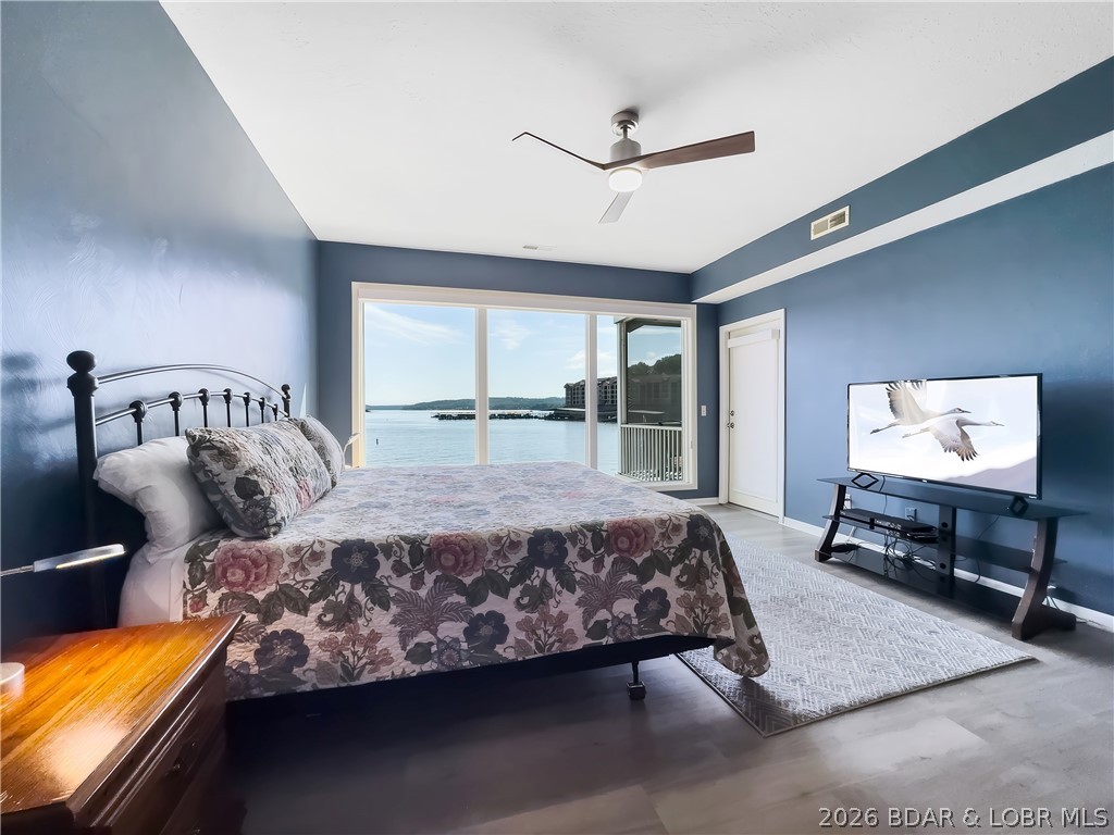 Horizons Condominiums - Residential