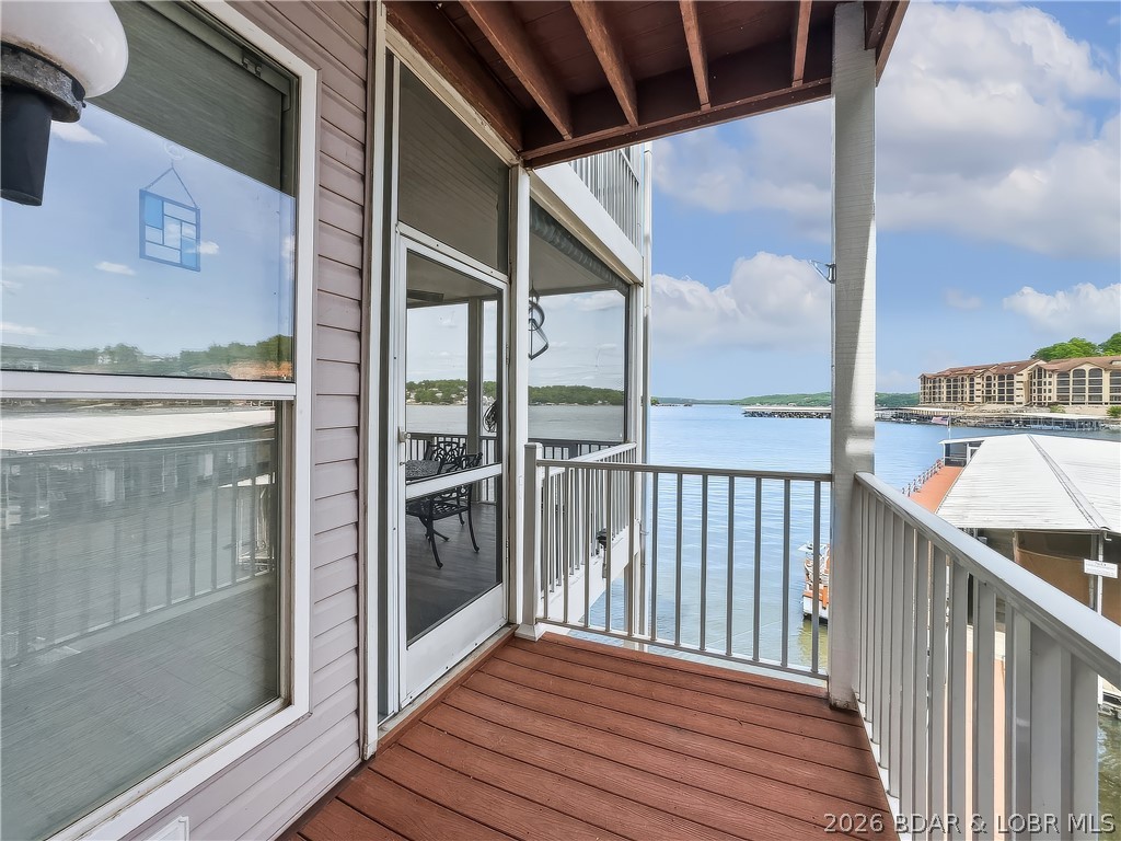Horizons Condominiums - Residential