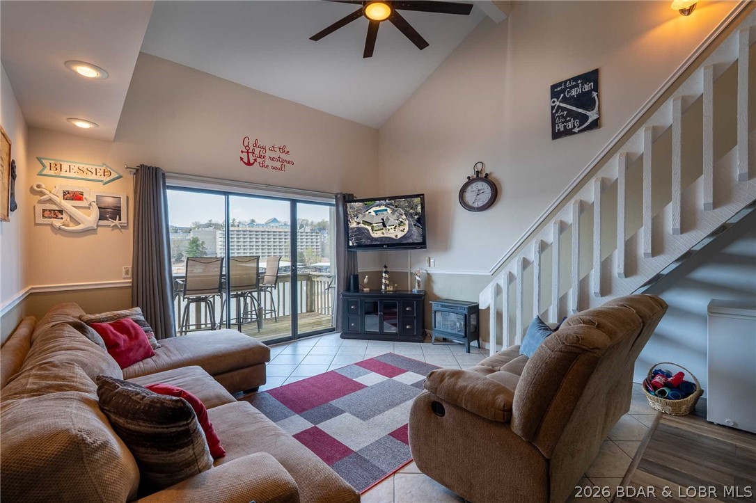 Pelican Bay Condominium - Residential