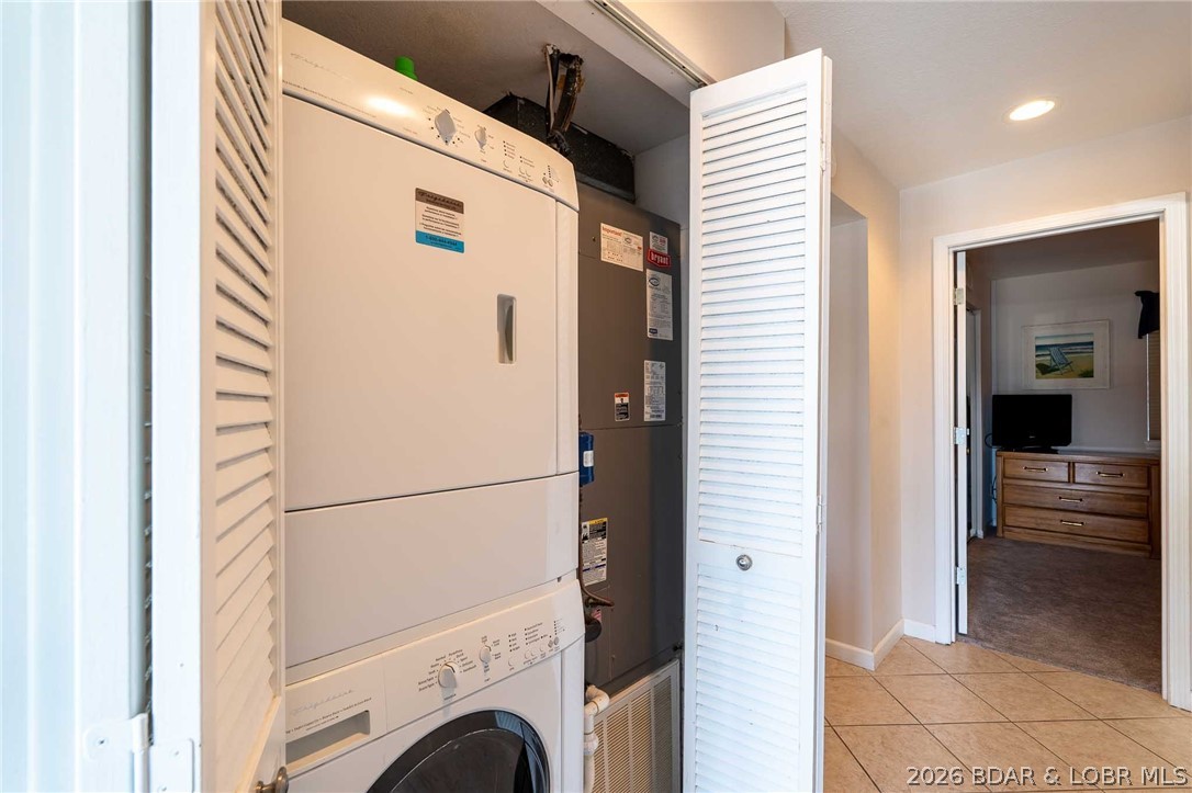 Pelican Bay Condominium - Residential