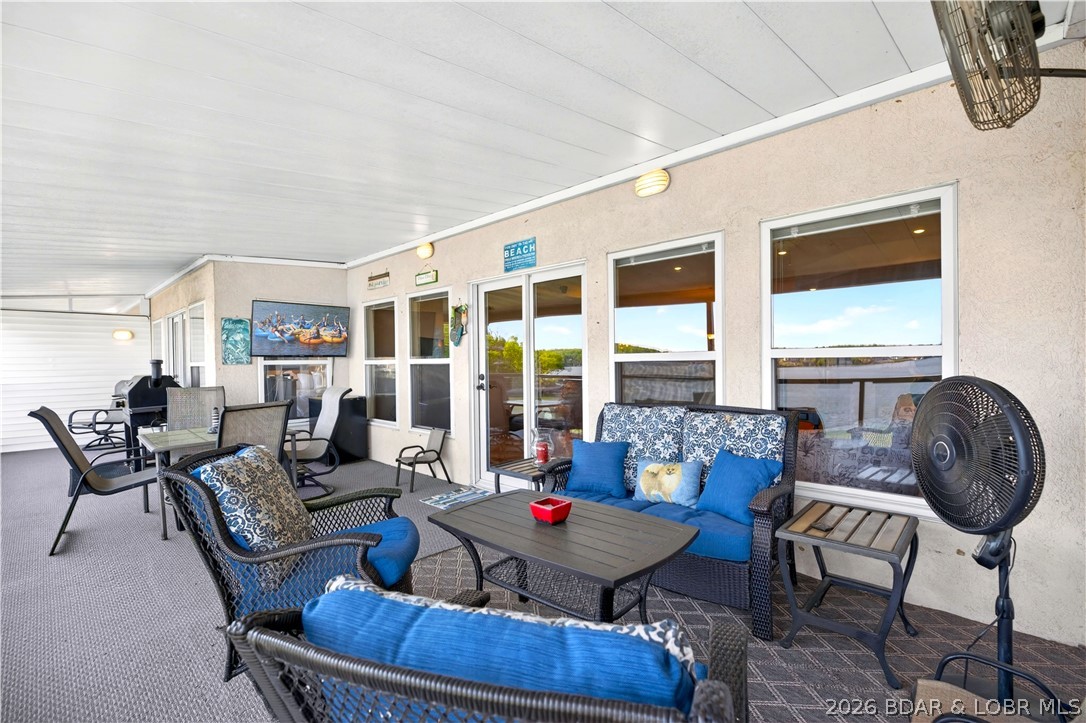 Emerald Bay Condominium - Residential
